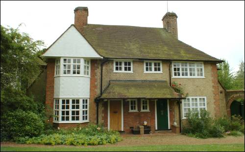 029-31 Willifield Way